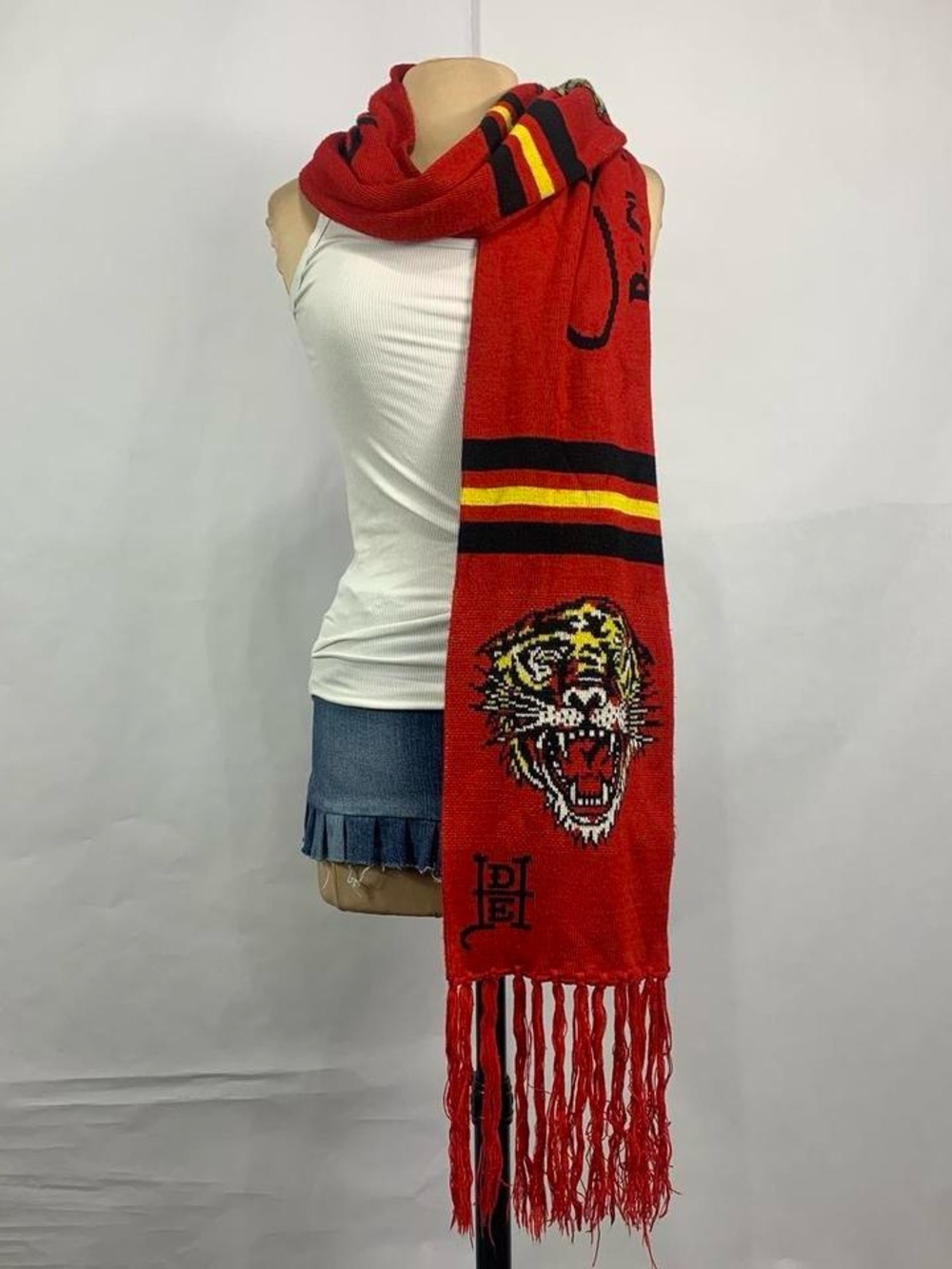 Ed Hardy Tiger Winter Knit Fringed Scarf Red McBling Y2K O/S Vintage